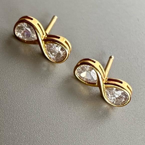 14K Gold Vermeil Infinity Stud Earrings - Picture 6 of 15